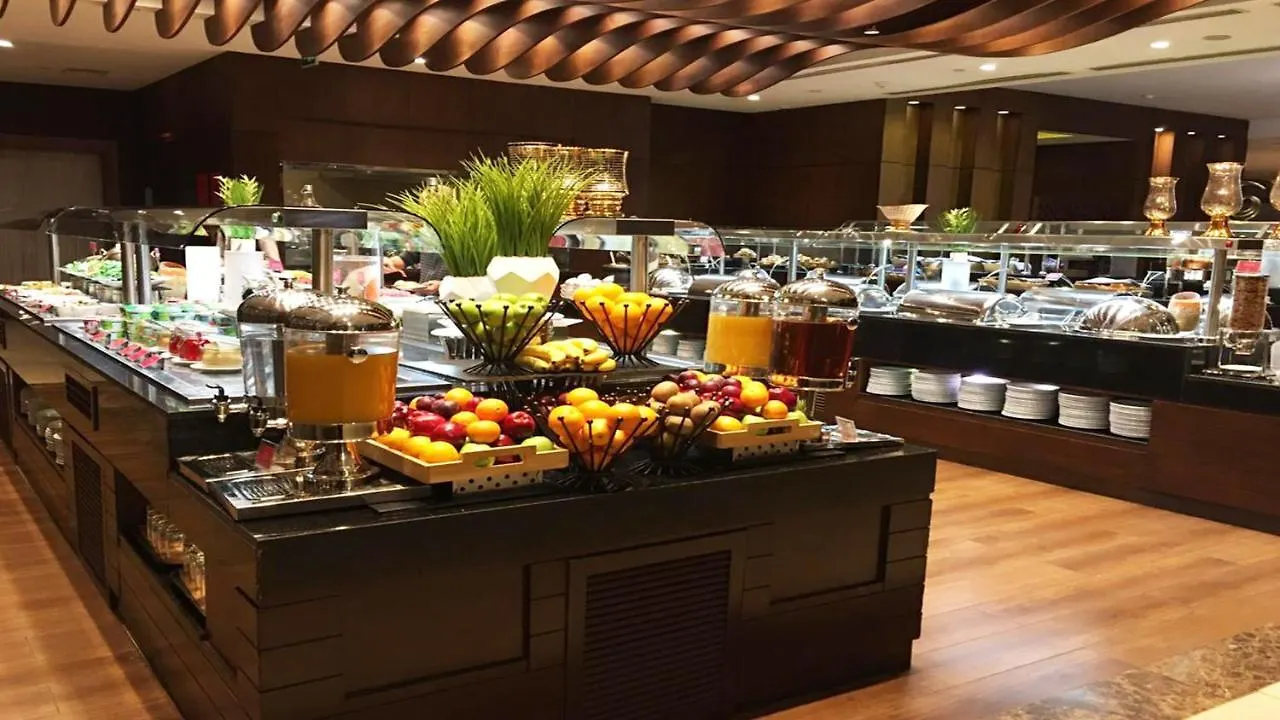 Crowne Plaza Madinah By Ihg Hotel Medina Saudi Arabia
